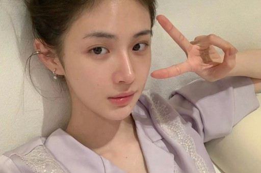 张朝阳和霉霉？与美歌星相恋的中科技富豪是？