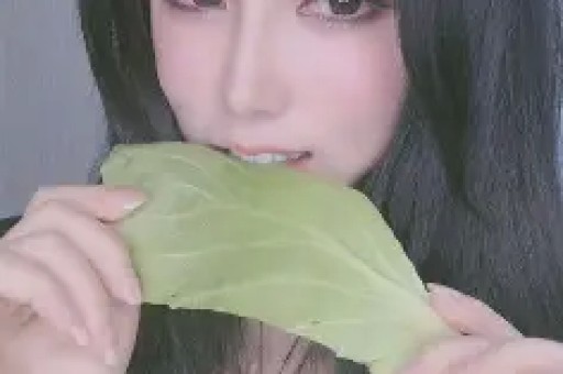 原来亚马尔现女友是她是西班牙小网红兼模特身材高挑长相绝美