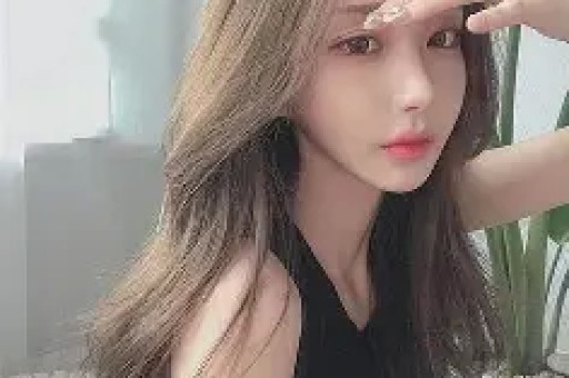 最近抖音火爆的网红被扒黑历史小编觉得抖音还是需要些正能量的东西